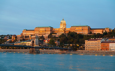 Image showing Szechenyi chain bridge in Budapest, Hungary