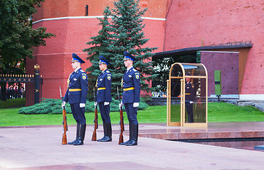 Image showing Guard of honor at the Kremlin wall in Moscow, Russia