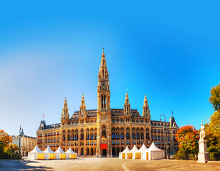 Image showing Rathaus (City hall) in Vienna, Austria in the morning