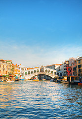 Image showing Rialto Bridge (Ponte Di Rialto) on a sunny day