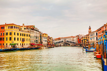 Image showing Rialto Bridge (Ponte Di Rialto) in Venice, Italy
