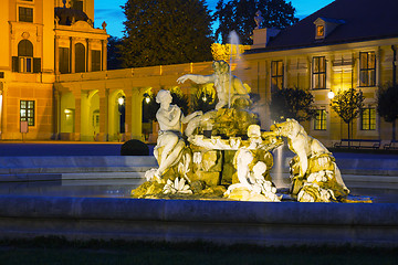 Image showing Fountain at the Schonbrunn palace in Vienna