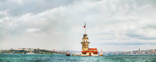 Image showing Maiden's island in Istanbul, Turkey