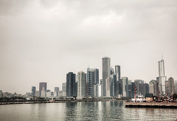 Image showing Downtown Chicago, IL on a cloudy day