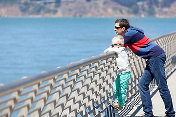 Image showing family at the bridge