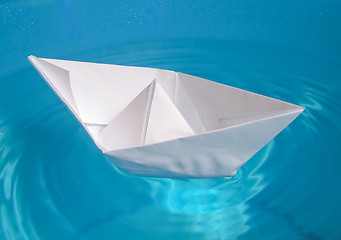 Image showing Paper ship