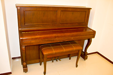 Image showing old piano