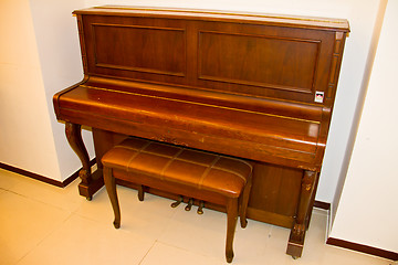 Image showing old piano