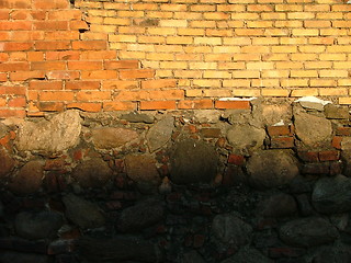 Image showing sunny brick wall