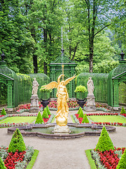 Image showing fountain at castle linderhof