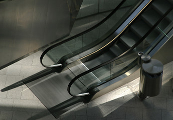 Image showing escalator