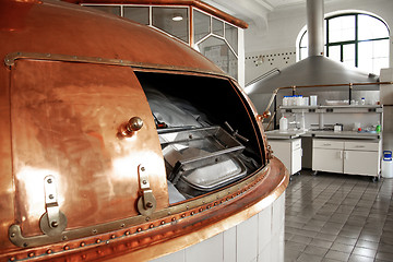 Image showing Beer factory with large storage tanks