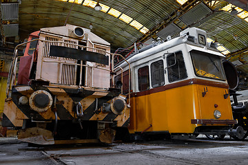 Image showing Freight train in garage