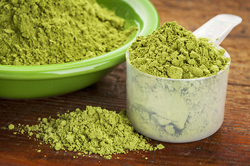 Image showing moringa leaf powder