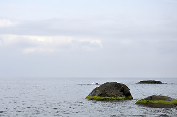 Image showing seascape, stone