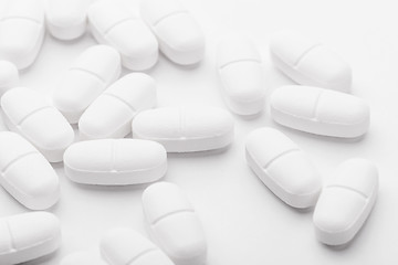 Image showing White mixing pills