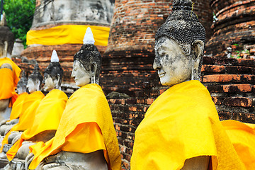 Image showing Ancient Buddha in a row