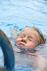 Image showing little girl in swimming pool