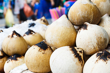 Image showing Young coconut drinks