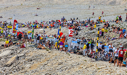 Image showing Audience of Tour de France on Mont Ventoux