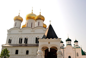 Image showing Trinity (Troitsky) Cathedral in the Ipatievsky (Ipatiev) Monastery in Kostroma, Russia