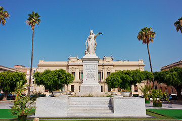 Image showing Salute to revived Italy