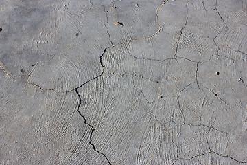 Image showing cement wall with crack