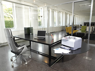 Image showing a business office klmnb