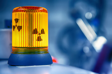 Image showing Warning lamp radioactive radiation