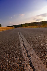 Image showing road through the green field