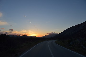 Image showing road through the green field