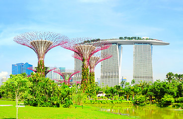 Image showing Gardens by the Bay 