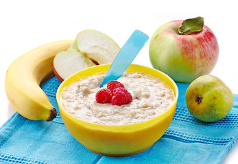 Image showing Bowl of oats porridge