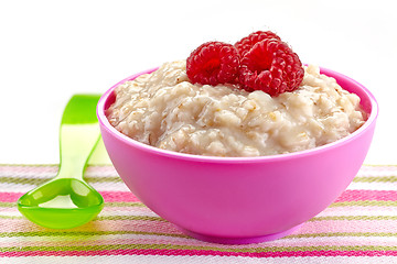 Image showing Bowl of oats porridge