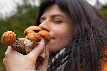 Image showing Woman with mushrooms