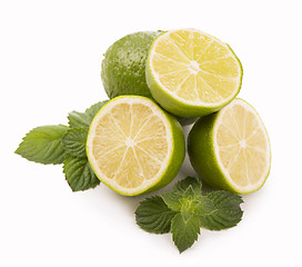 Image showing Fresh limes, mint leaves