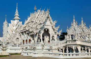 Image showing Wat Rongkun - the white temple in Chiangrai , Thailand