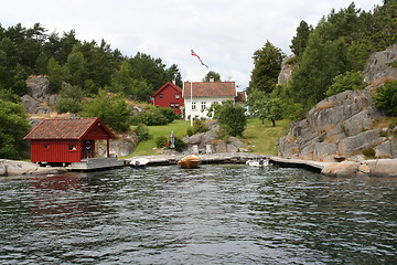 Image showing House in the bay (2)