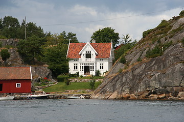 Image showing Nice house at the sea