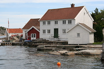 Image showing House at sea (2)