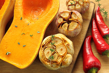 Image showing Roasted garlic and pumpkin.