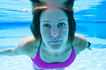 Image showing Woman underwater in pool