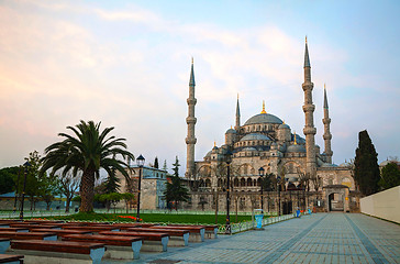 Image showing Sultan Ahmed Mosque (Blue Mosque) in Istanbul