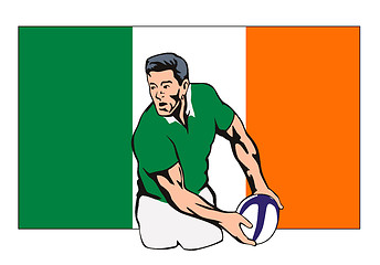 Image showing Irish Rugby player passing ball
