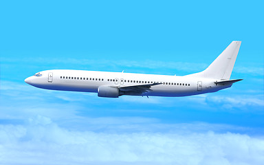 Image showing white airplane