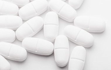 Image showing White pills