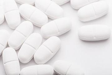 Image showing White pills