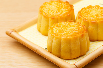 Image showing Chinese traditional mooncake on plate