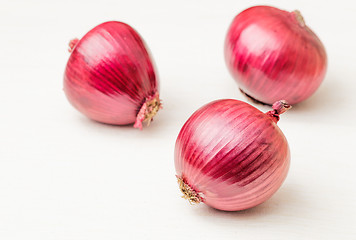 Image showing Red onions