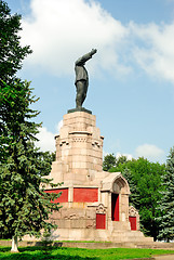 Image showing Lenin monument on the territory of Kostroma Kremlin (Golden Ring of Russia)